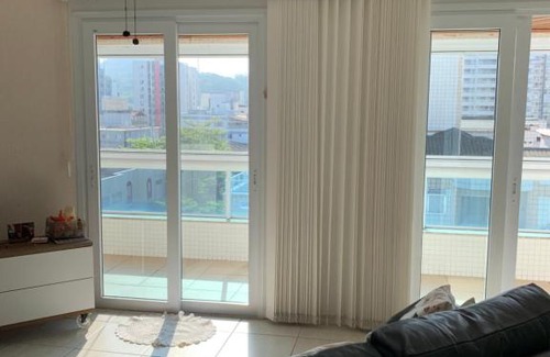 Tombo Apartment | Pet-Friendly Retreat at Cobertura Asturias with Pool Access