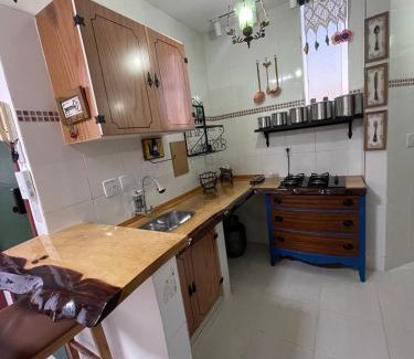 Ilha dos Araujos Apartment | Cobertura com vista pro por do sol