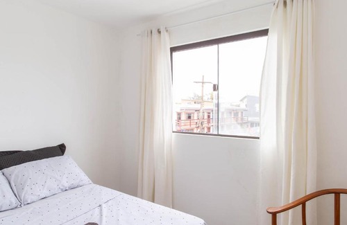 Morro das Pedras Apartment | Beachfront Retreat with BBQ & Pet-Friendly Amenities