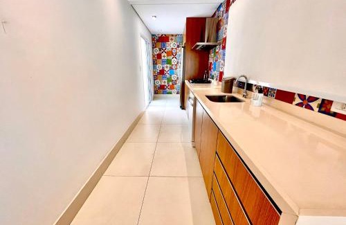 Tombo Apartment | Cozy Retreat with Pool, Just 200m from the Beach