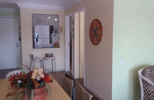Parque Enseada Apartment | Relax on the Balcony of Our Gourmet Grill Getaway