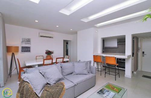 Copacabana Apartment | Modern 3-Bedroom Retreat with Jacuzzi and BBQ Access