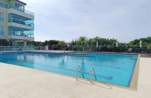 Santinho Apartment | Beachfront Retreat with Ocean Views and Family-Friendly Perks