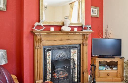 Flamborough House | Pet-Friendly Coble Cottage: 4-Star Stay with High Ratings