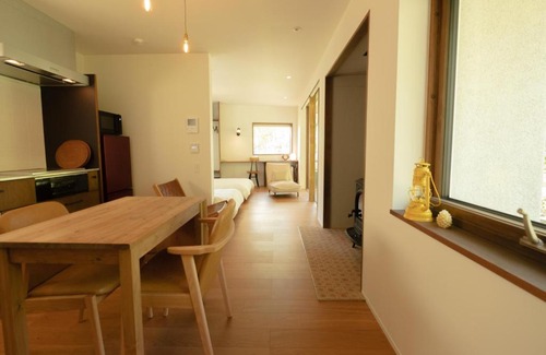 Niseko House | Experience Comfort at Coboushi ハナレ - Rated 9/10