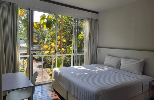 Huay Kaew Hotel | Discover Cochet: Guest Rated 9.4 with Family-Friendly Perks