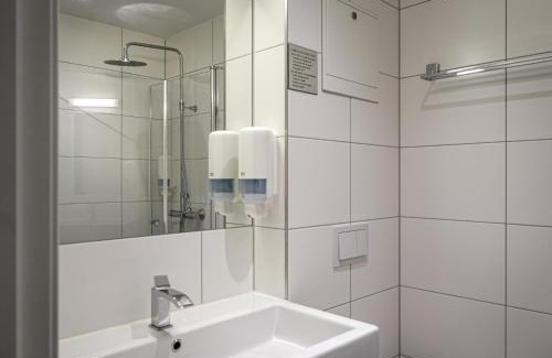 Oslo City Centre Hotel | Stylish Cochs Pensjonat with Family-Friendly Amenities