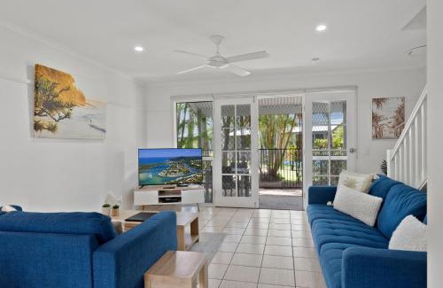 Noosaville Apartment | Relax at Coco Bay Resort: 4-Star Getaway with Pool & Hot Tub