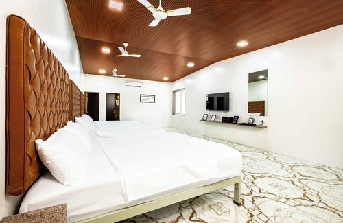 Palghar Hotel | Coco Bliss By Mauli Stays
