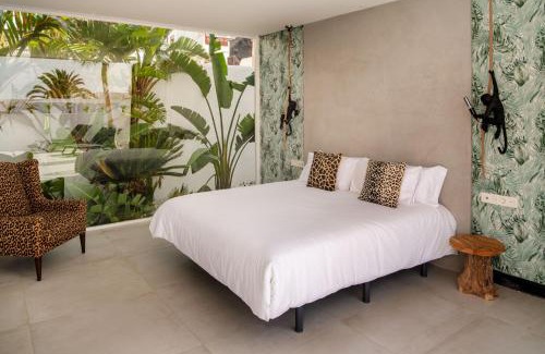 Puerto del Carmen Villa | Experience COCO by AGM Resorts with Ocean Views & Hot Tub