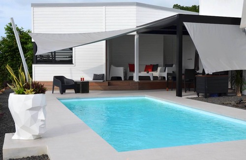 Deshaies Villa | Discover Coco Cannelle Annex: Poolside Relaxation in Deshaies
