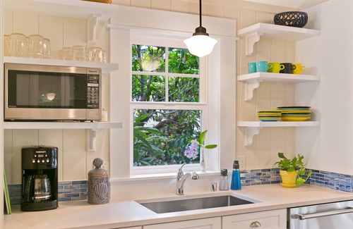 Poipu Cottage | Cozy Coco Cottage at Poipu Beach with Oceanfront Views