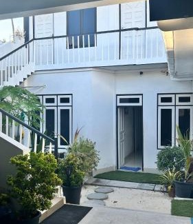 Guraidhoo House | Exceptional Coco Cottage with Oceanfront Views & Pool