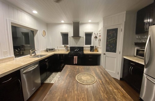 Green Turtle Cay Villa | Oceanfront Coco Bay Retreat Steps from the Beach