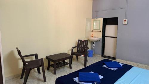 Devbag House | Family-Friendly Stay at Coco Hut, Devbaug Awaits You