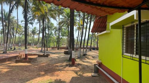 Devbag House | Family-Friendly Stay at Coco Hut, Devbaug Awaits You