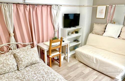 Kamimeguro Apartment | Budget-Friendly COCO Nakameguro302 with Hot Tub Amenities