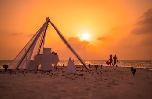 Dhunikolhu Resort | Oceanfront Bliss at Coco Palm Dhuni Kolhu - Rated 9/10