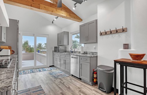 Cocoa Isles House | Cozy Coco Sands Riverfront Home with Pool & Beach Access