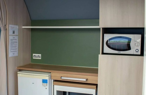 Foix House | Discover Comfort at Camping du Lac with Spa & Family Fun