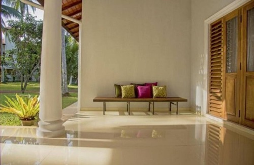 Polgasowita Villa | Budget-Friendly Stay at Coco Villa Peach Tree