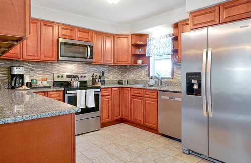 Cocoa Isles House | Experience Cocoa Isles Family Oasis with Ocean Views & Spa