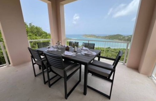 Fish Bay Villa | Cocoa Reef
