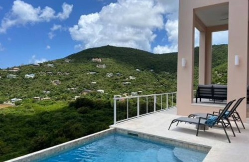Fish Bay Villa | Cocoa Reef