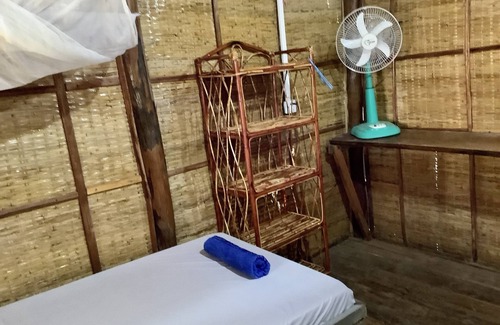 Koh Rong Sanloem House | Cozy Cocohuts Cambodia: Family-Friendly with Breakfast Included