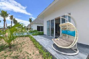 Tu Nghia Resort | Relax at Cocoland River Beach Resort & Spa with Ocean Views
