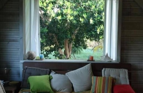 Le Moule House | Inviting Cocoloba - Grand Carbet: Rated 9.4/10 & Family-Friendly