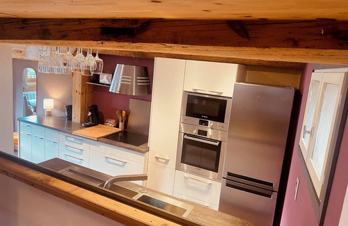 Granier House | Relax in Cocon with Breathtaking Views and Family-Friendly Perks