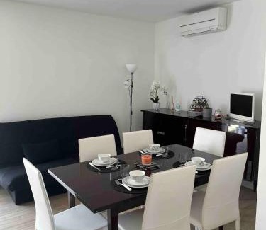Moules-et-Baucels Apartment | Inviting Studio with Pool Near the Cévennes - Rated 9.4