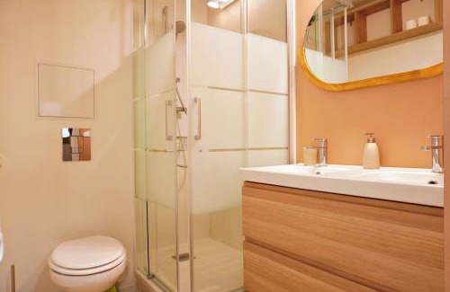 Bielle Apartment | Unwind at Cocon Biellois: Pool, Scenic Views & Parking