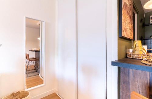 Chevilly-Larue Apartment | Charming Cocon Coloré - Cozy Studio Near Paris