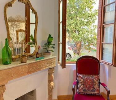 Matabiau Apartment | Charming Cocon: Family-Friendly Retreat in La Ville Rose