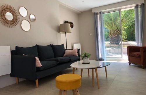 Les Camoins Apartment | Tranquil Retreat with Pool and Lush Garden Escape