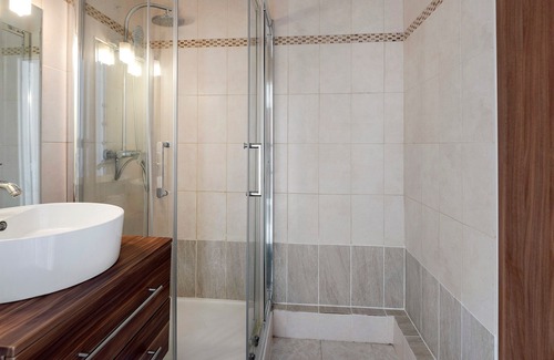 Ris Orangis Apartment | Relax at Cocon de Ris: Family-Friendly Apartment Retreat