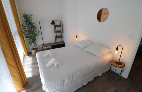 Bercy Apartment | Modern Comfort Near Bercy - Family-Friendly Getaway