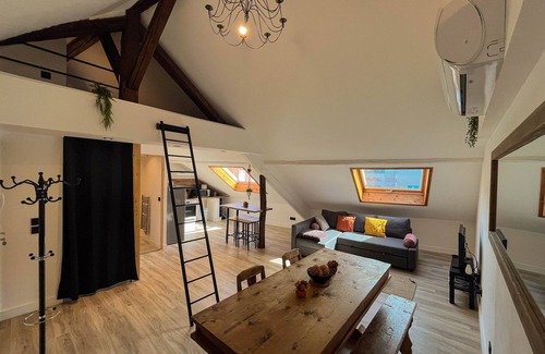 Albertville Apartment | Experience Cocon sous les toits: Family-Friendly Retreat