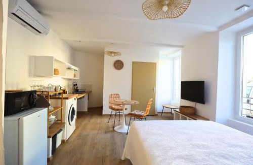 Camaret-sur-Aigues Apartment | Cocon Zen & Accessible - WIFI - NETFLIX - PRIME - CLIM