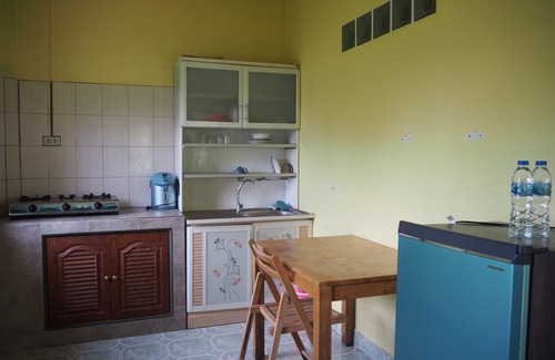 Sa Khu Villa | Cozy Coconut Bungalow with Oceanfront Views and Breakfast