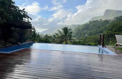 Mahe Island Villa | Discover Coconut Climb: Family-Friendly 4-Star Retreat