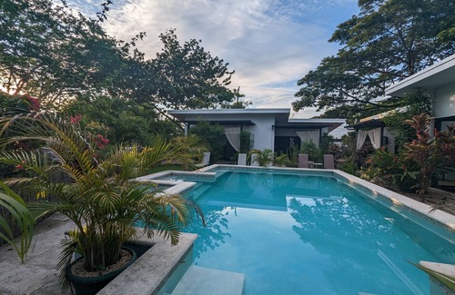 Samara House | Experience Coconut Life Cabina "Angel" with Ocean Views