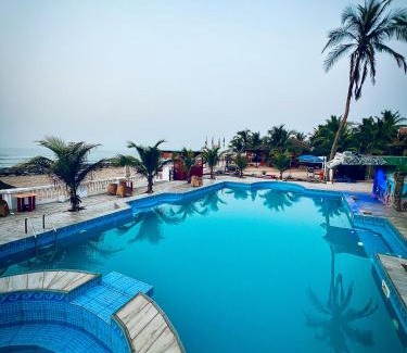 Prampram Hotel | Beachfront Bliss at Coconut Pointe Villa & Resort
