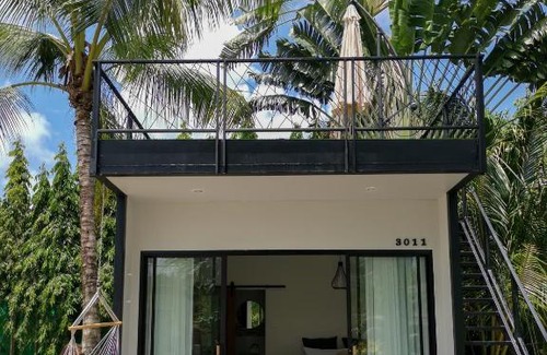 Chalong House | Oceanfront Coconut Wells Phuket with Pool & Child Friendly