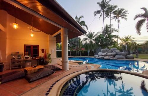 Chalong House | Oceanfront Coconut Wells Phuket with Pool & Child Friendly