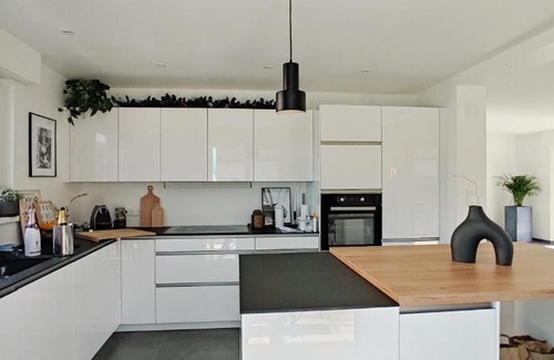 Fegersheim Bed & Breakfast | Cozy Oceanfront Retreat at Cocoon Bed and Breakfast
