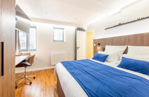 Old Lyon Apartment | Relaxing Cocoon du Vieux Lyon: 4-Star Apartment with Hot Tub