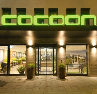 Ludwigsvorstadt-Kliniken Hotel | Modern Comfort at Cocoon Hauptbahnhof: Pet-Friendly Stay